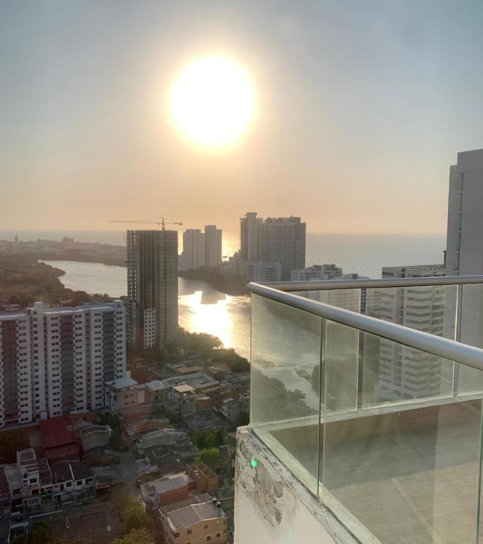 Apartamento Hermoso Apto De 3 Hab Cerca A Al Mar Cartagena