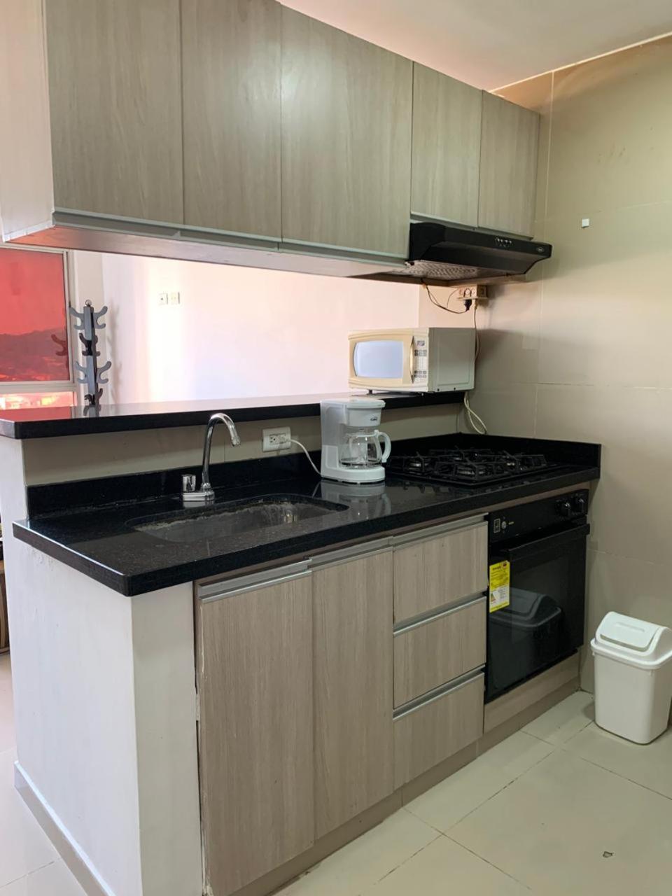 Hermoso Apto De 3 Hab Cerca A Al Mar Apartamento *